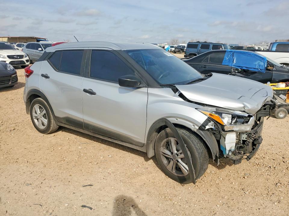 Auction sale of the 2018 Nissan Kicks, vin: 3N1CP5CU5JL510307, lot number: 77939115