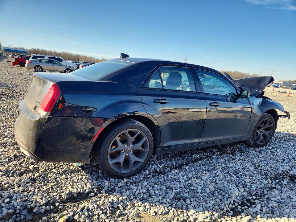 77044315 :رقم المزاد ، 2C3CCAAG3PH707481 vin ، 2023 Chrysler 300 مزاد بيع