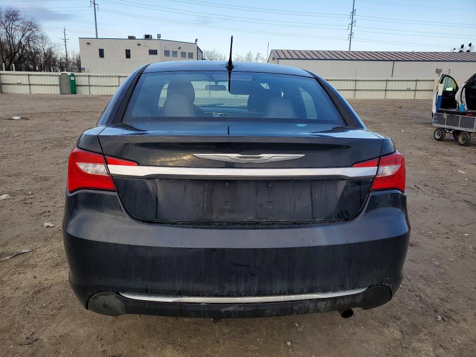 78215895 :رقم المزاد ، 1C3CCBAB0DN606279 vin ، 2013 Chrysler 200 مزاد بيع