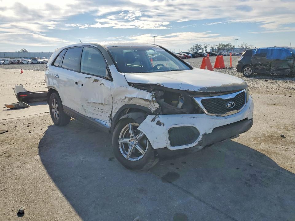 Продаж на аукціоні авто 2013 Kia Sorento, vin: 5XYKT3A17DG359029, номер лоту: 75923395