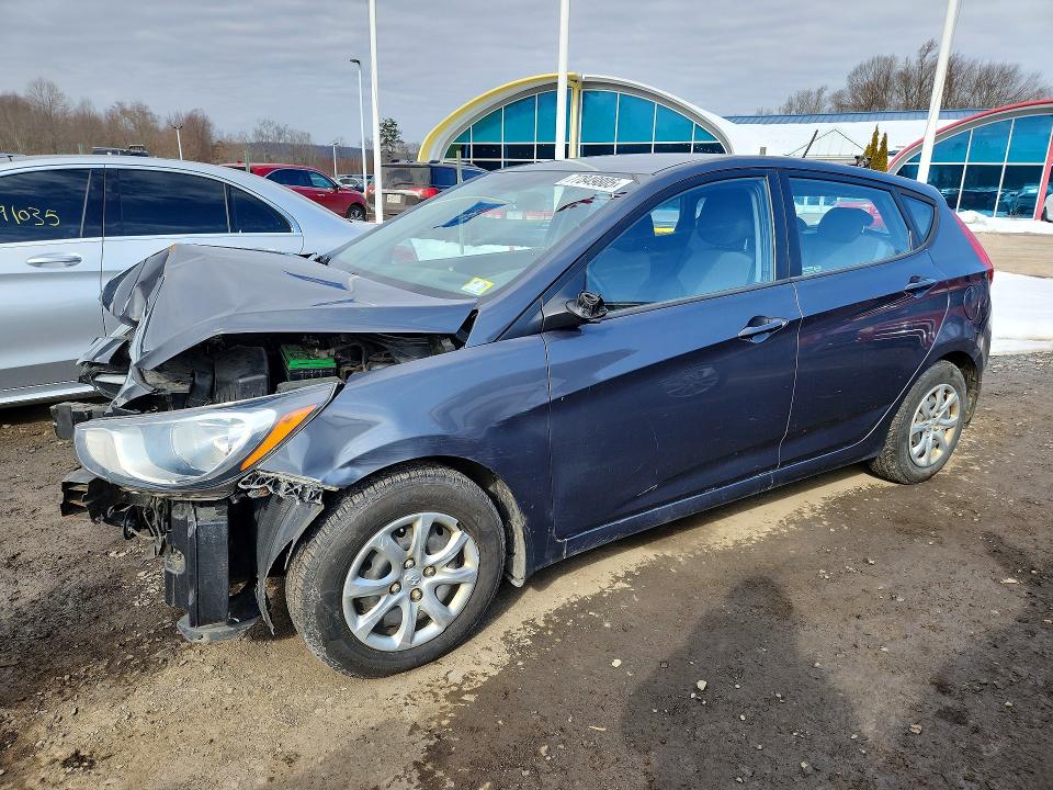 77849805 :رقم المزاد ، KMHCT5AE5CU032947 vin ، 2012 Hyundai Accent Gls مزاد بيع
