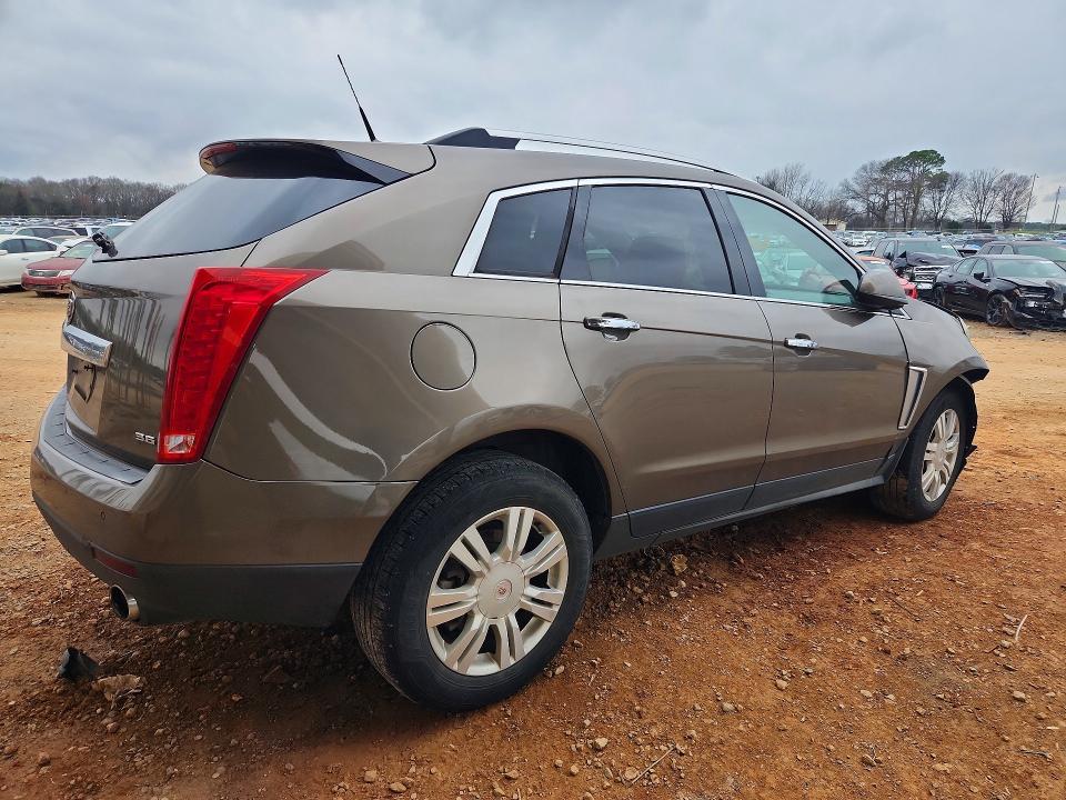 77979335 :رقم المزاد ، 3GYFNBE34ES640832 vin ، 2014 Cadillac Srx مزاد بيع