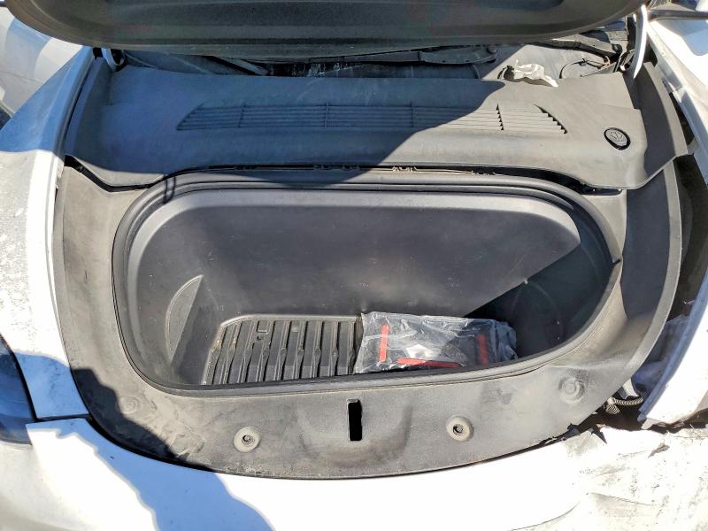 2024 Tesla Model Y მანქანა იყიდება აუქციონზე, vin: 7SAYGDEE5RA258328, აუქციონის ნომერი: 72343415