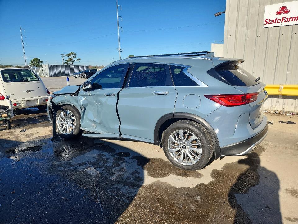 Продажа на аукционе авто 2023 Infiniti Qx50, vin: 3PCAJ5BA3PF120861, номер лота: 76460005