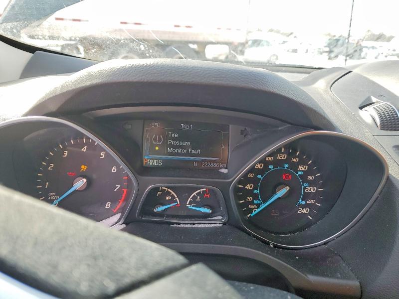 74643115 :رقم المزاد ، 1FMCU9GX3GUC31532 vin ، 2016 Ford Escape مزاد بيع