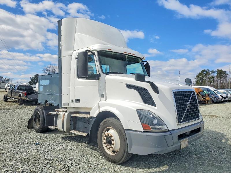 Aukcja sprzedaży 2018 Volvo Vnl, vin: 4V4N39EH9JN892757, numer aukcji: 77511575