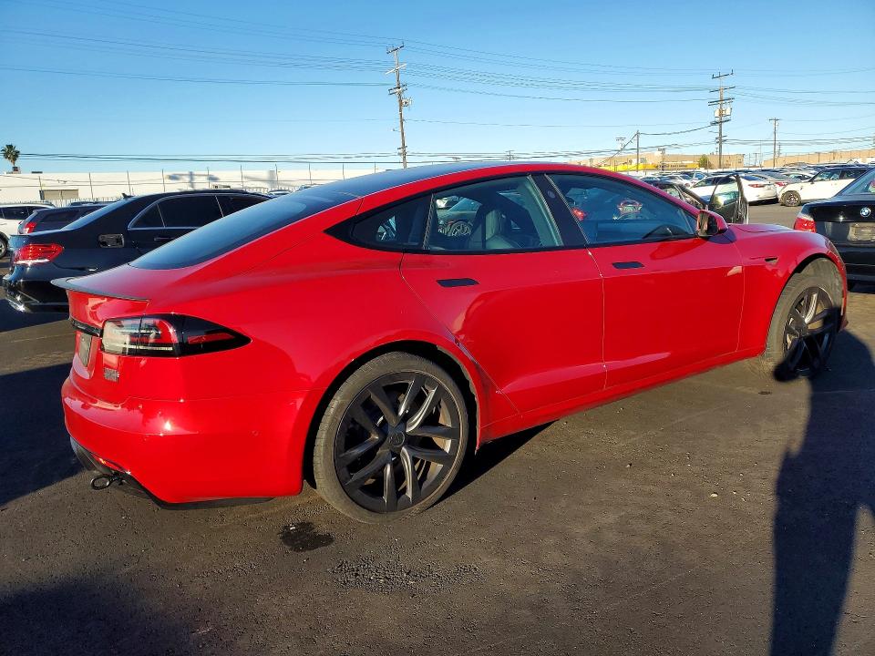 78342965 :رقم المزاد ، 5YJSA1E55NF484059 vin ، 2022 Tesla Model S مزاد بيع