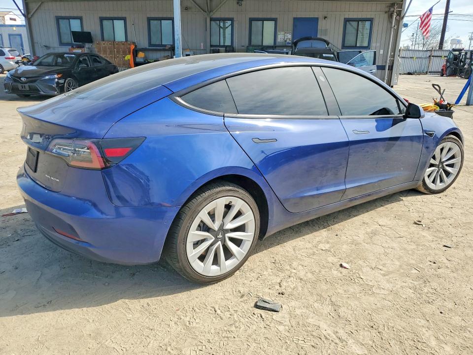 78415925 :رقم المزاد ، 5YJ3E1EB7MF936753 vin ، 2021 Tesla Model 3 مزاد بيع
