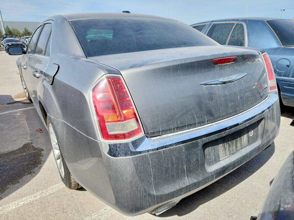 Продажа на аукционе авто 2014 Chrysler 300, vin: 2C3CCAAG2EH262941, номер лота: 99924765