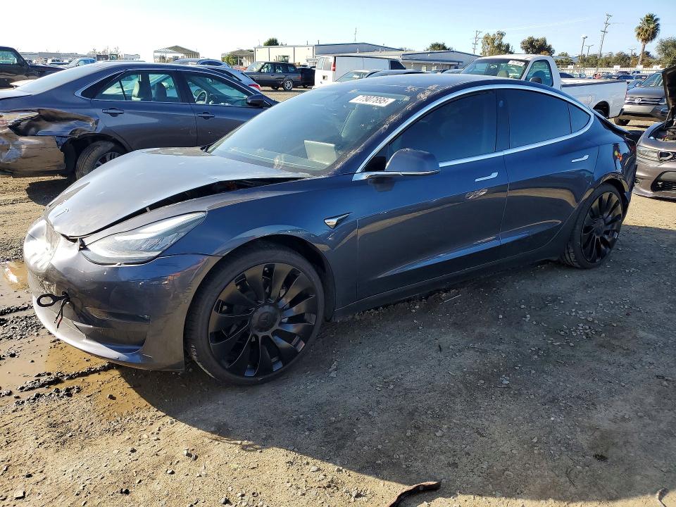 2020 Tesla Model 3 მანქანა იყიდება აუქციონზე, vin: 5YJ3E1EC1LF627108, აუქციონის ნომერი: 77907895