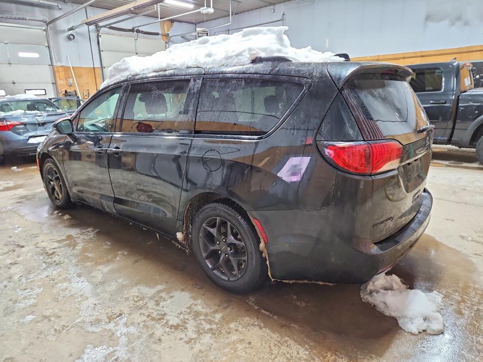 78496465 :رقم المزاد ، 2C4RC1GG6KR686674 vin ، 2019 Chrysler Pacifica مزاد بيع