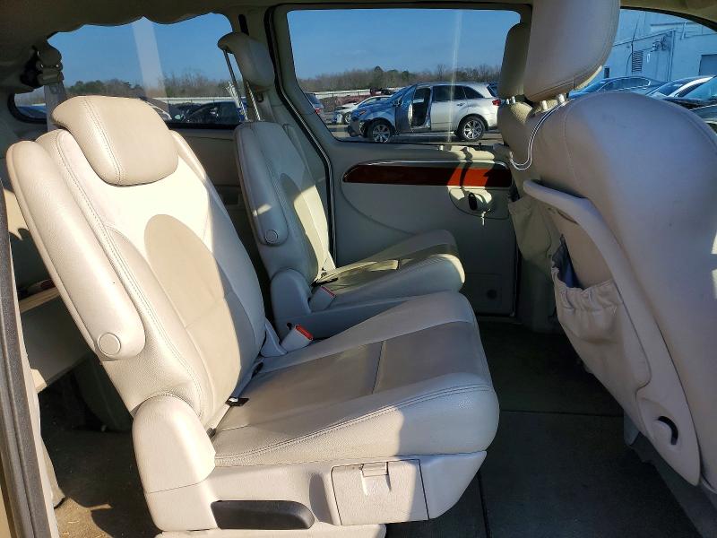 Продажа на аукционе авто 2005 Chrysler Town & Country, vin: 2C8GP64L35R524546, номер лота: 77170475