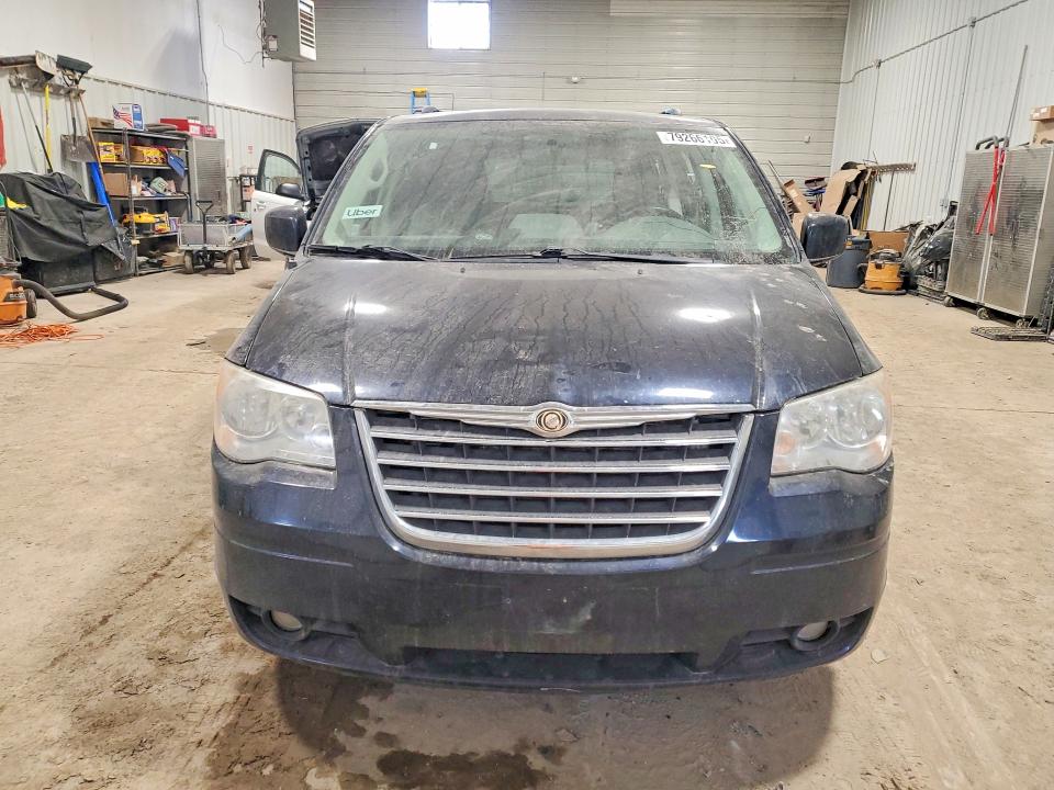 79266105 :رقم المزاد ، 2A4RR5D17AR148371 vin ، 2010 Chrysler Town & Country مزاد بيع