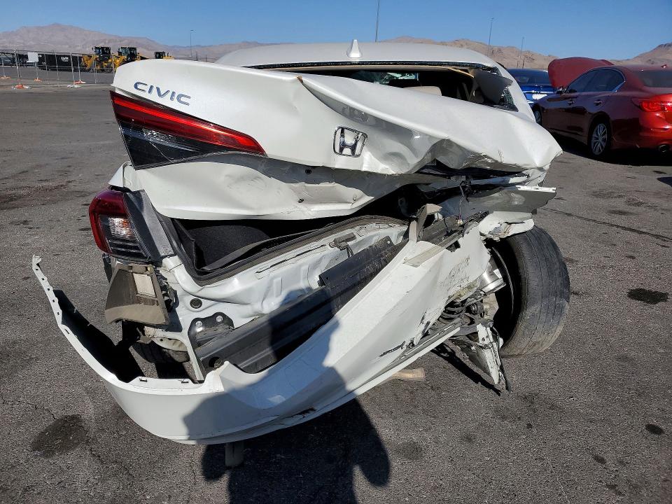 Продажа на аукционе авто 2022 Honda Civic, vin: 2HGFE1F73NH323324, номер лота: 74892915