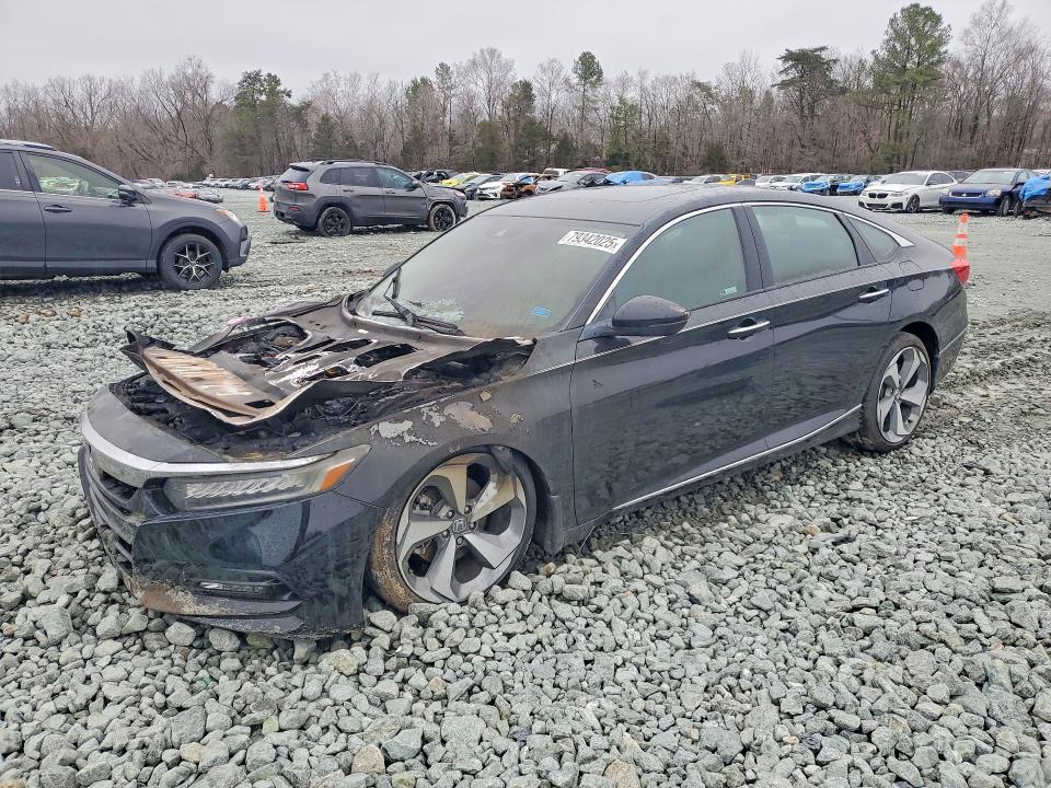 Продажа на аукционе авто 2019 Honda Accord, vin: 1HGCV2F94KA035963, номер лота: 79342025