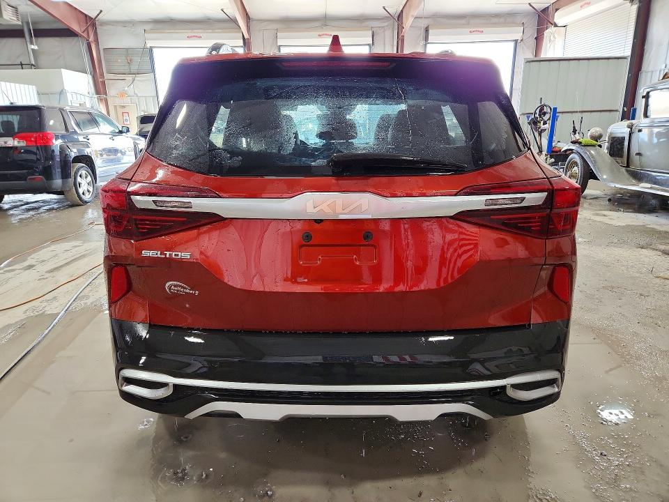 2023 Kia Seltos მანქანა იყიდება აუქციონზე, vin: KNDEUCA20P7422797, აუქციონის ნომერი: 77296095