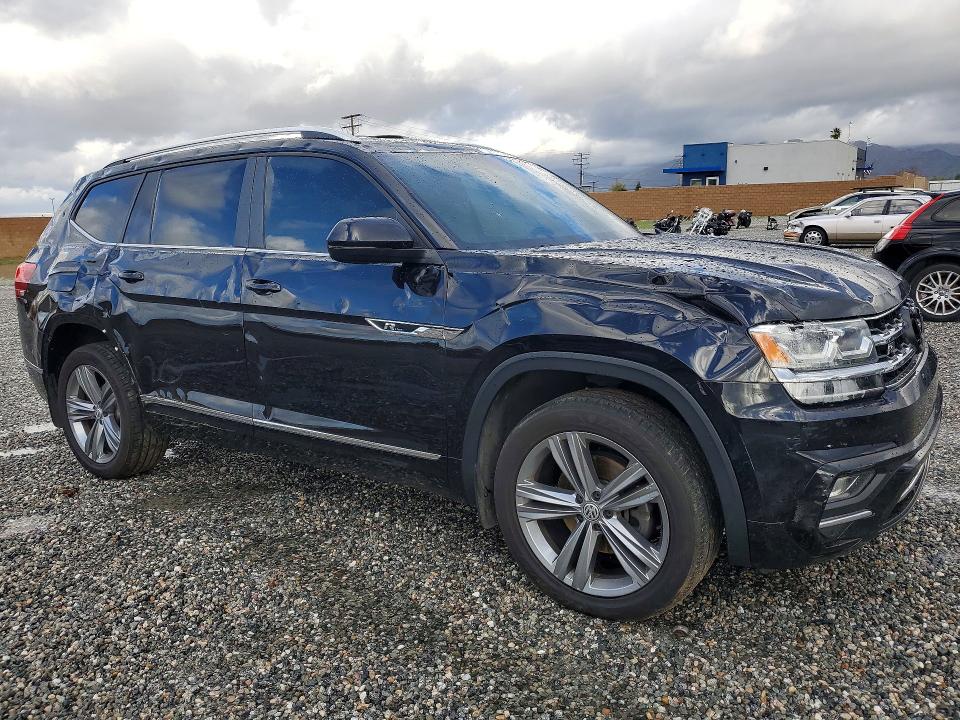 77921965 :رقم المزاد ، 1V2RR2CA7JC527416 vin ، 2018 Volkswagen Atlas مزاد بيع