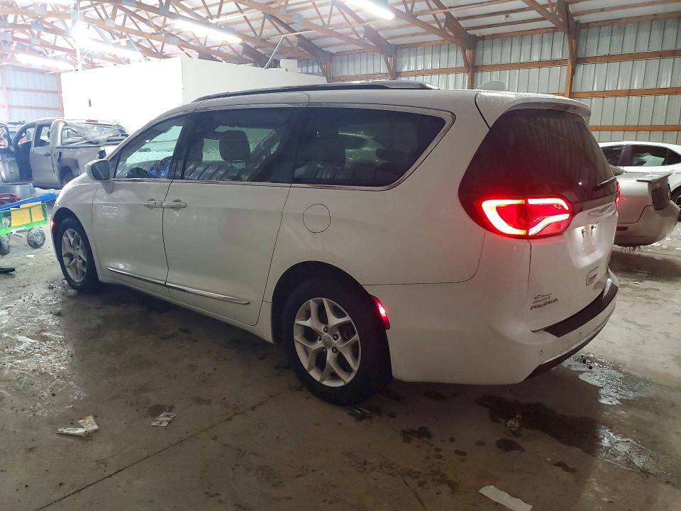 Продажа на аукционе авто 2020 Chrysler Pacifica, vin: 2C4RC1GG2LR176064, номер лота: 75448575