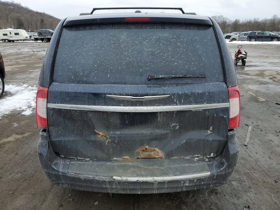 77475235 :رقم المزاد ، 2A4RR5DG3BR633354 vin ، 2011 Chrysler Town & Country مزاد بيع