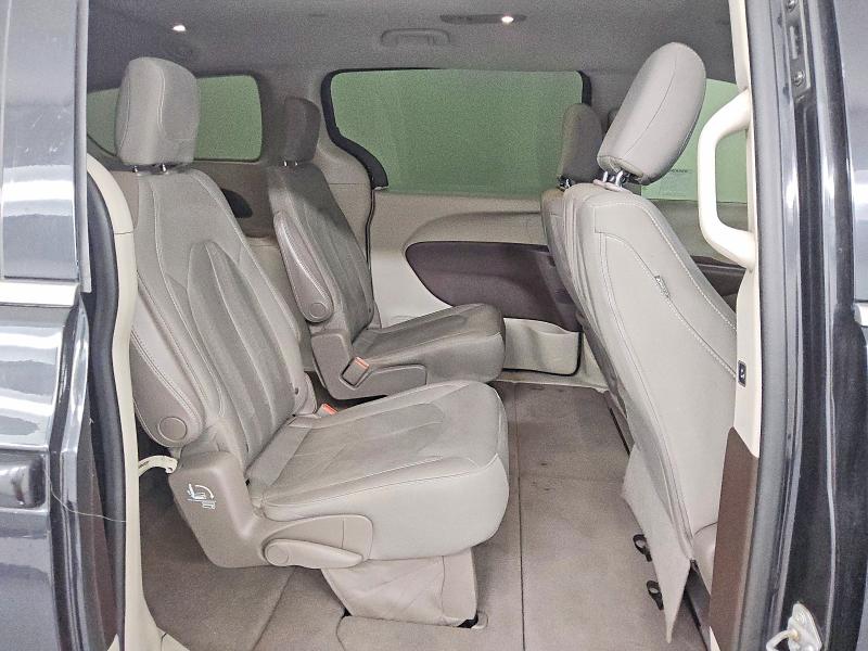 78720545 :رقم المزاد ، 2C4RC1DG9HR642875 vin ، 2017 Chrysler Pacifica مزاد بيع