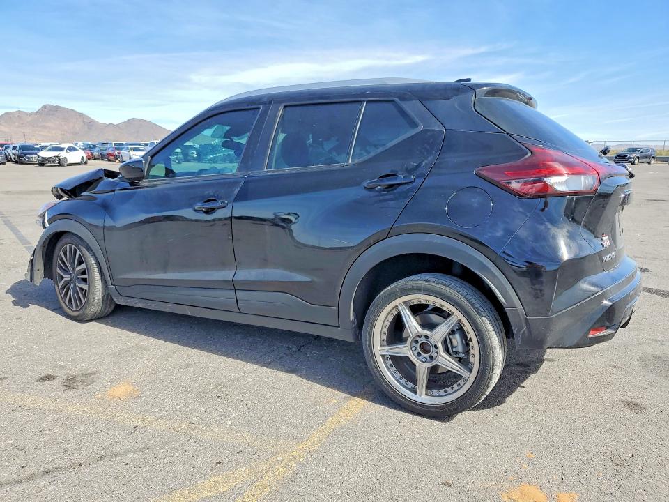 79226145 :رقم المزاد ، 3N1CP5CV7NL517242 vin ، 2022 Nissan Kicks مزاد بيع