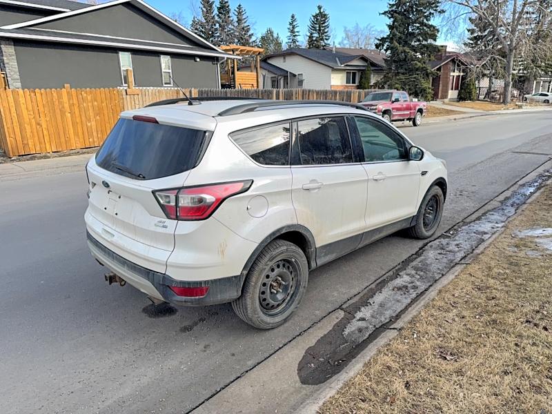 Продажа на аукционе авто 2017 Ford Escape Se, vin: 1FMCU9G98HUD62801, номер лота: 77417215
