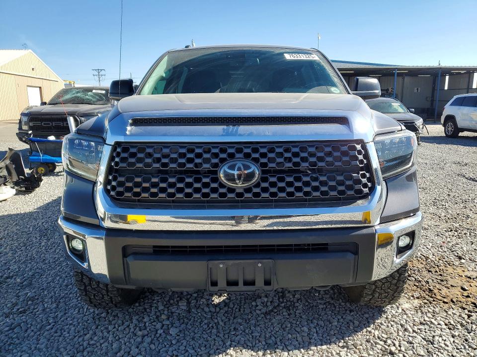 76331325 :رقم المزاد ، 5TFDY5F15KX785732 vin ، 2019 Toyota Tundra مزاد بيع