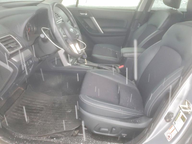 77555335 :رقم المزاد ، JF2SJGEC1JH583569 vin ، 2018 Subaru Forester مزاد بيع