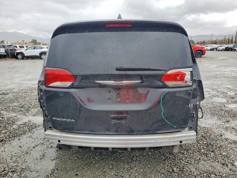 Продажа на аукционе авто 2017 Chrysler Pacifica, vin: 2C4RC1BG2HR530390, номер лота: 77150905