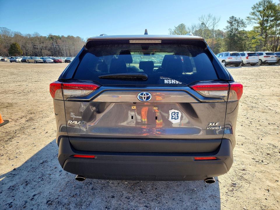 Продажа на аукционе авто 2021 Toyota Rav4 Hybrid, vin: JTMB6RFV8MD039318, номер лота: 78779215