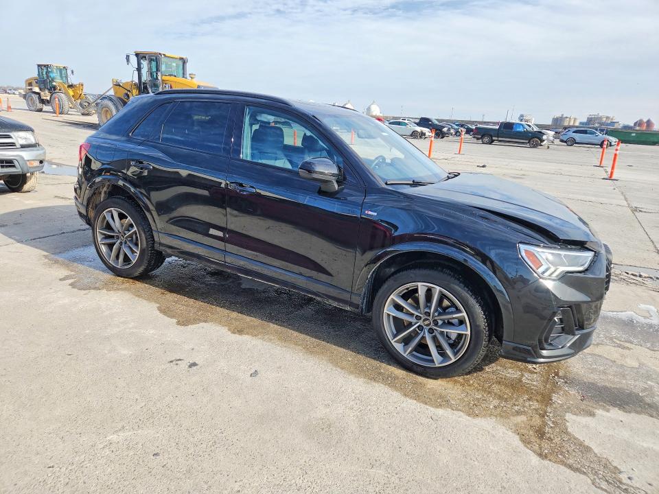 Продажа на аукционе авто 2025 Audi Q3, vin: WA1DECF35S1036926, номер лота: 75606625