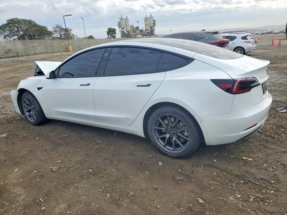 77227785 :رقم المزاد ، 5YJ3E1EA4NF336202 vin ، 2022 Tesla Model 3 مزاد بيع