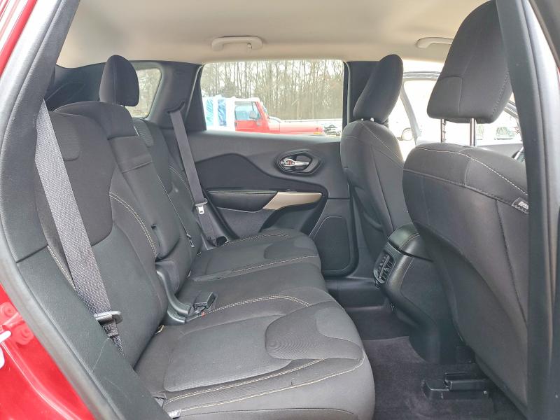 77708665 :رقم المزاد ، 1C4PJMCB3HW608703 vin ، 2017 Jeep Cherokee مزاد بيع