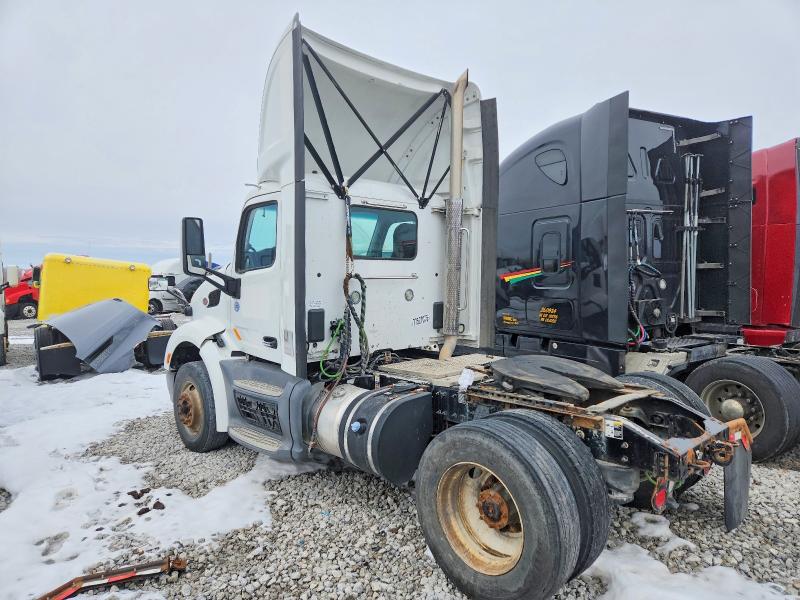 Продажа на аукционе авто 2018 Peterbilt 579, vin: 1XPBA48X7JD446427, номер лота: 77527075