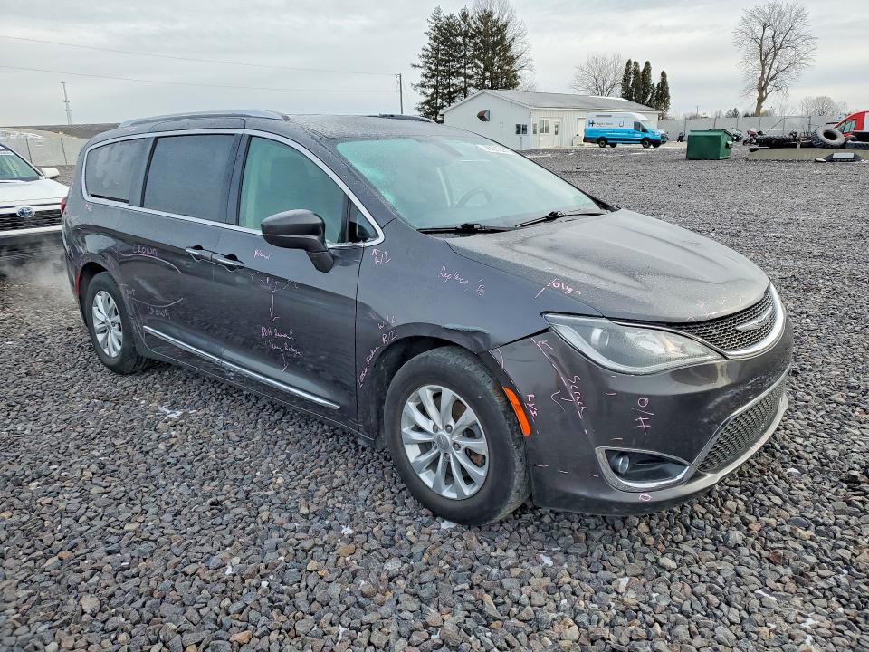 Продаж на аукціоні авто 2019 Chrysler Pacifica, vin: 2C4RC1BG6KR655156, номер лоту: 78461225