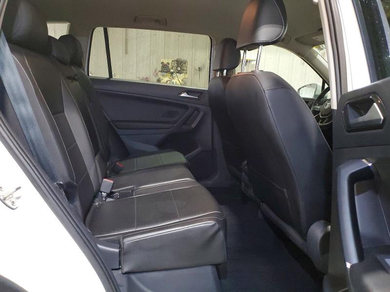 78810635 :رقم المزاد ، 3VV2B7AX6JM003802 vin ، 2018 Volkswagen Tiguan مزاد بيع