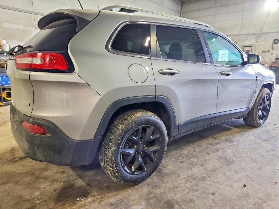 Продажа на аукционе авто 2014 Jeep Cherokee, vin: 1C4PJMCB1EW106607, номер лота: 77761825