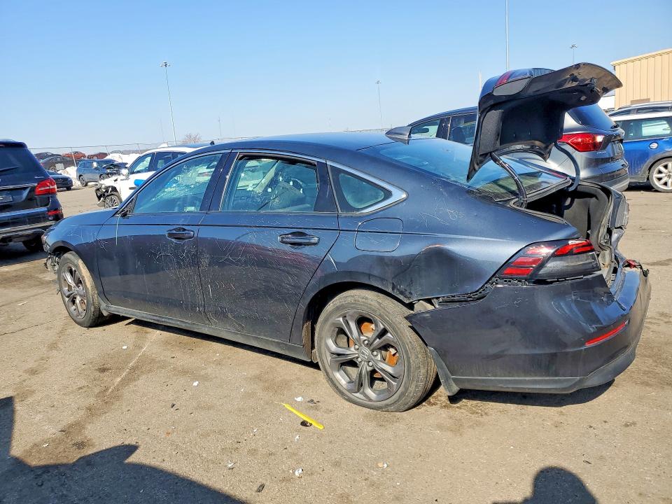 2023 Honda Accord მანქანა იყიდება აუქციონზე, vin: 1HGCY1F39PA003868, აუქციონის ნომერი: 77211895
