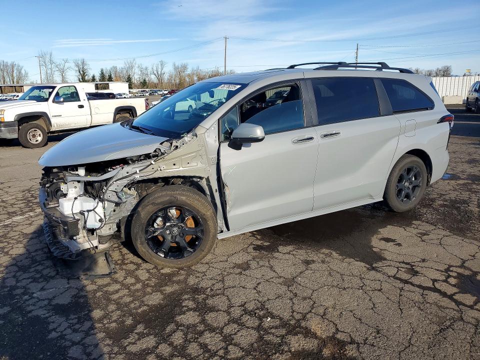 Продажа на аукционе авто 2025 Toyota Sienna, vin: 5TDCSKFC4SS167952, номер лота: 76776225