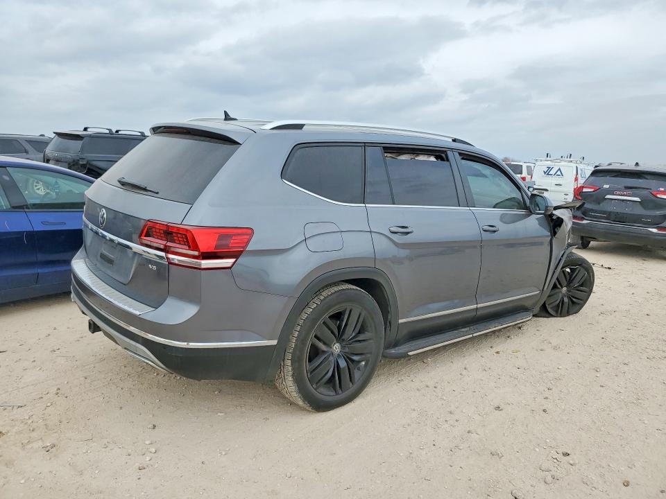 2019 Volkswagen Atlas მანქანა იყიდება აუქციონზე, vin: 1V2ER2CA2KC547413, აუქციონის ნომერი: 77946605