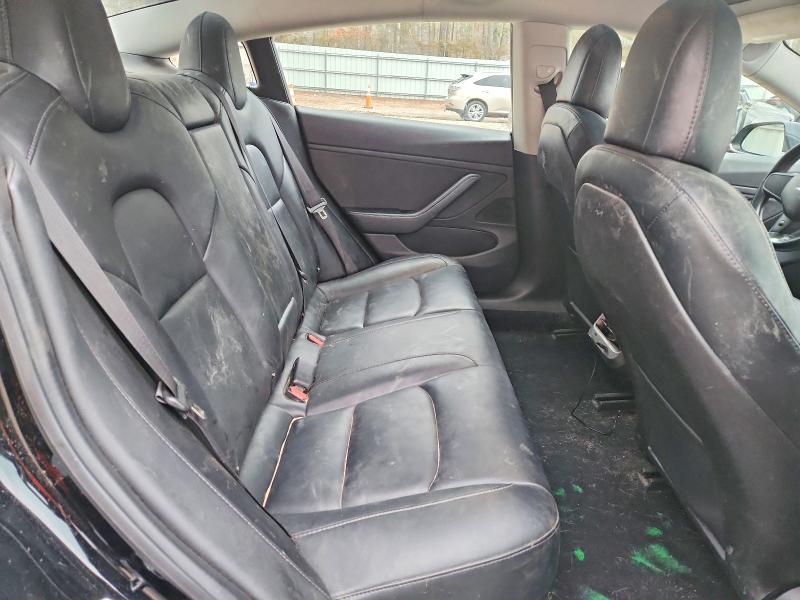 Продажа на аукционе авто 2018 Tesla Model 3, vin: 5YJ3E1EA5JF123303, номер лота: 75460815