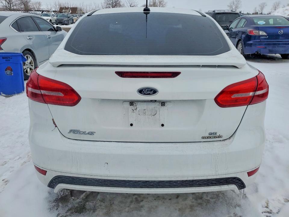 75620215 :رقم المزاد ، 1FADP3F27GL272969 vin ، 2016 Ford Focus مزاد بيع