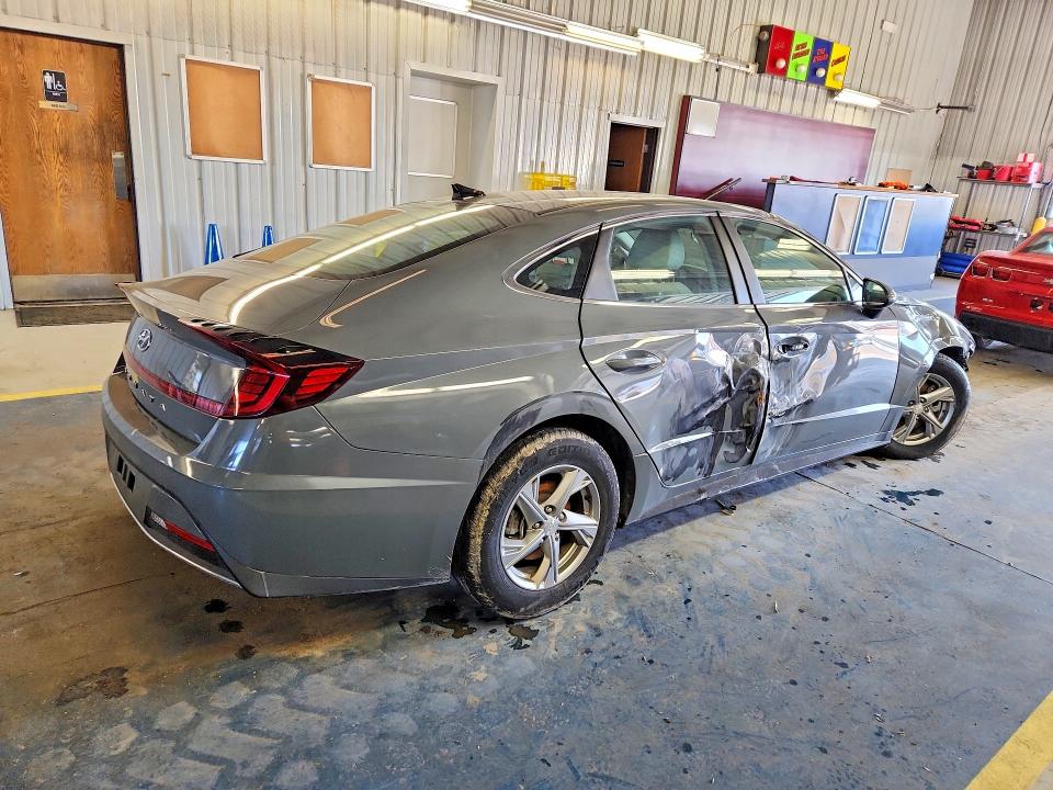 Продажа на аукционе авто 2022 Hyundai Sonata, vin: 5NPEG4JA9NH141093, номер лота: 78774435