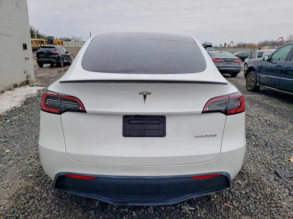 2023 Tesla Model Y მანქანა იყიდება აუქციონზე, vin: 7SAYGDEF1PF596740, აუქციონის ნომერი: 77375205