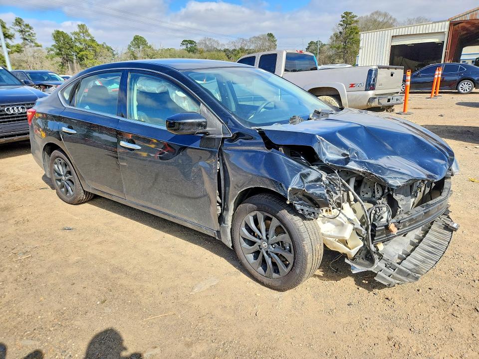 Продажа на аукционе авто 2018 Nissan Sentra, vin: 3N1AB7AP5JY309671, номер лота: 46746076