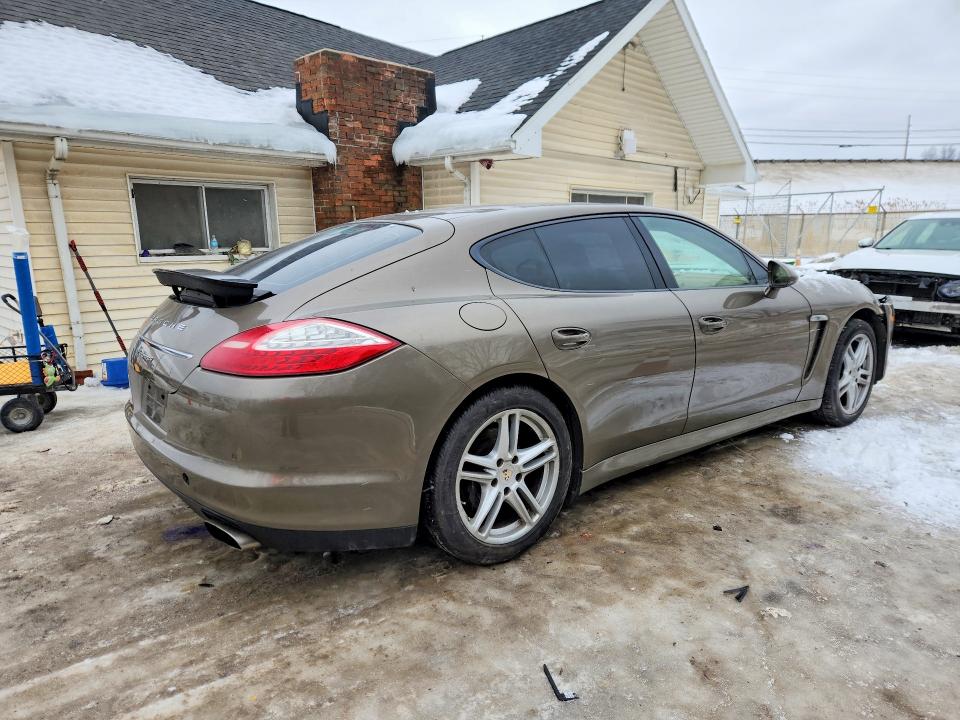 77114665 :رقم المزاد ، WP0AA2A76DL013817 vin ، 2013 Porsche Panamera مزاد بيع