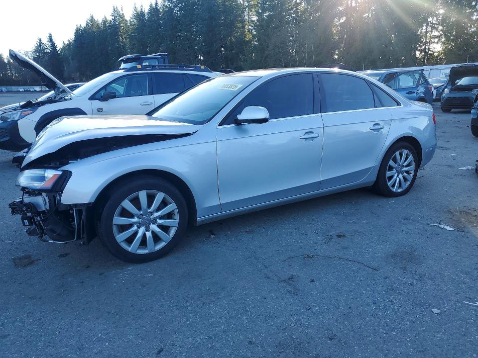 76853825 :رقم المزاد ، WAUBFAFL4DN004850 vin ، 2013 Audi A4 مزاد بيع