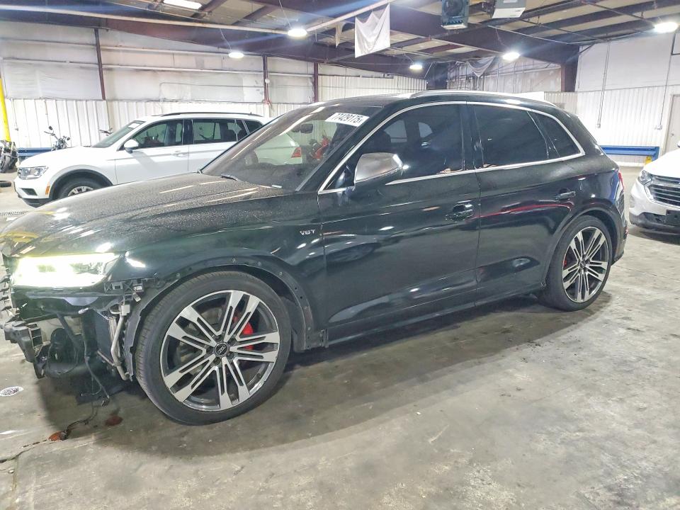 Продажа на аукционе авто 2018 Audi Sq5, vin: WA1C4AFY2J2056218, номер лота: 77429175