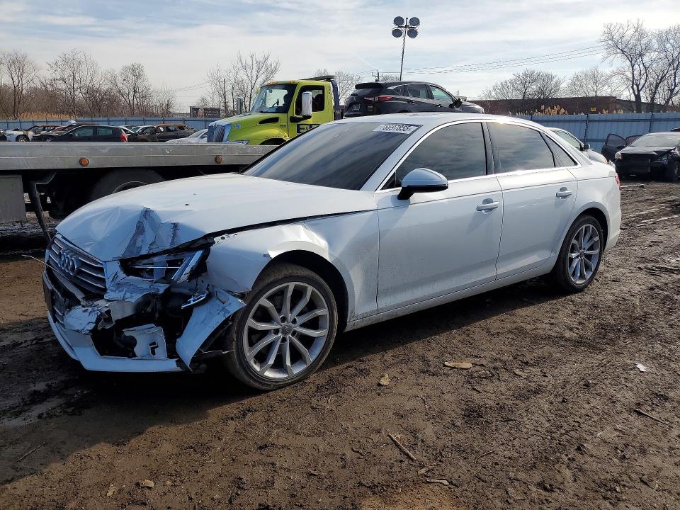76697855 :رقم المزاد ، WAUHMAF4XKN004552 vin ، 2019 Audi A4 مزاد بيع