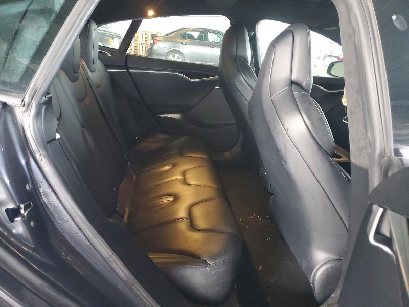 77837675 :رقم المزاد ، 5YJSA1E10HF187122 vin ، 2017 Tesla Model S مزاد بيع